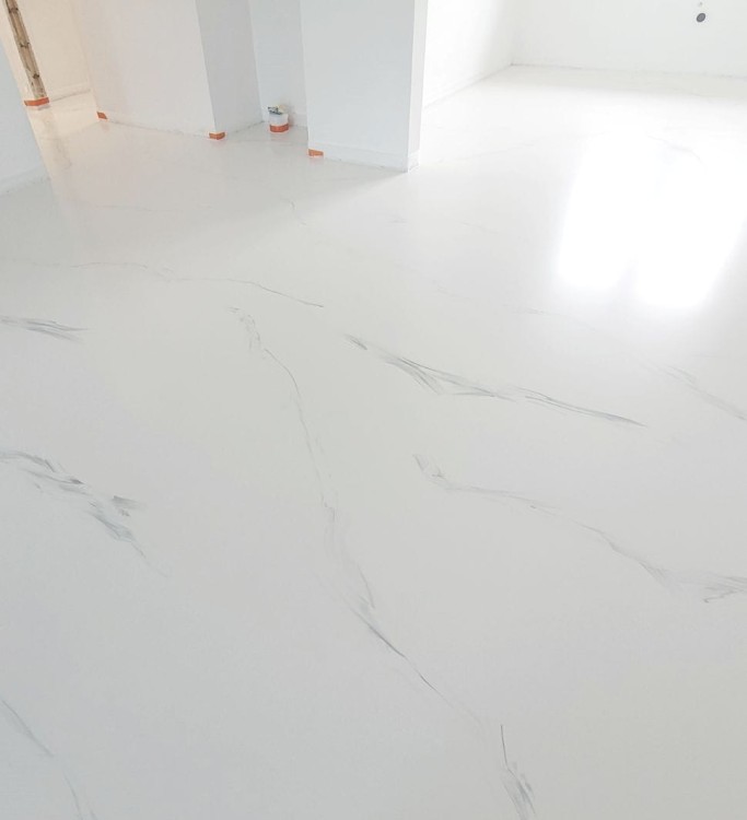 posadzka poliuretanowa bez widocznych dylatacji.jpg