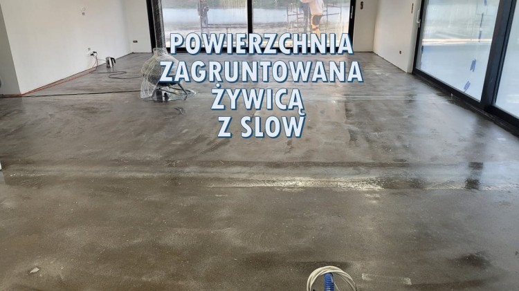 podłoże zgruntowane żywicą z slow.JPG